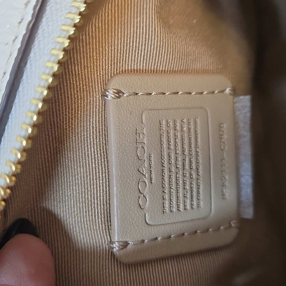 Coach Pink and Cream Signature Crossbody Bag - Picture 4 of 12